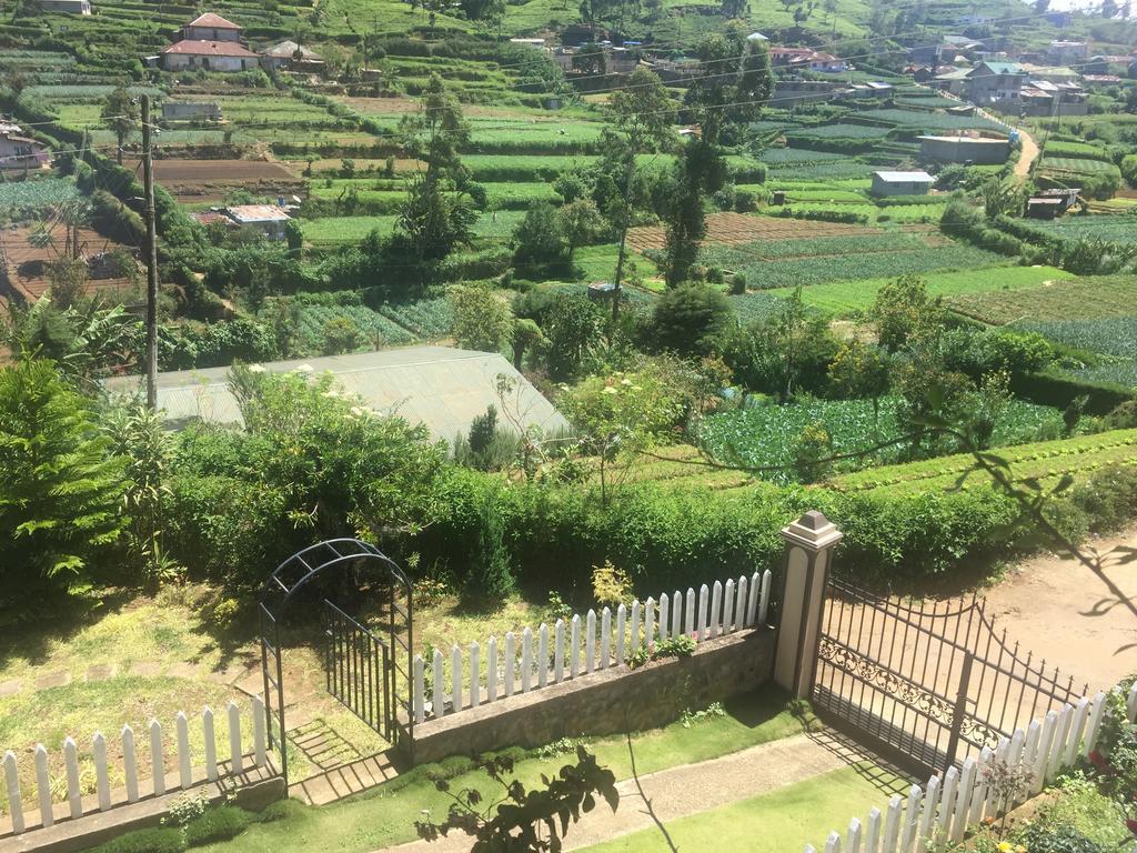 Perera Homestay Nuwara Eliya Buitenkant foto